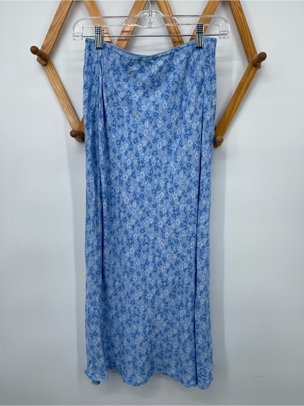 Vintage 80s Eddie Bauer Blue Floral Print Maxi Skirt